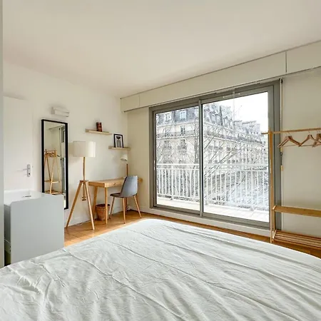 Flexliving - - Ternes Holiday home *